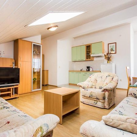 Guest House Lavanda 4 نجيفيش المظهر الخارجي الصورة