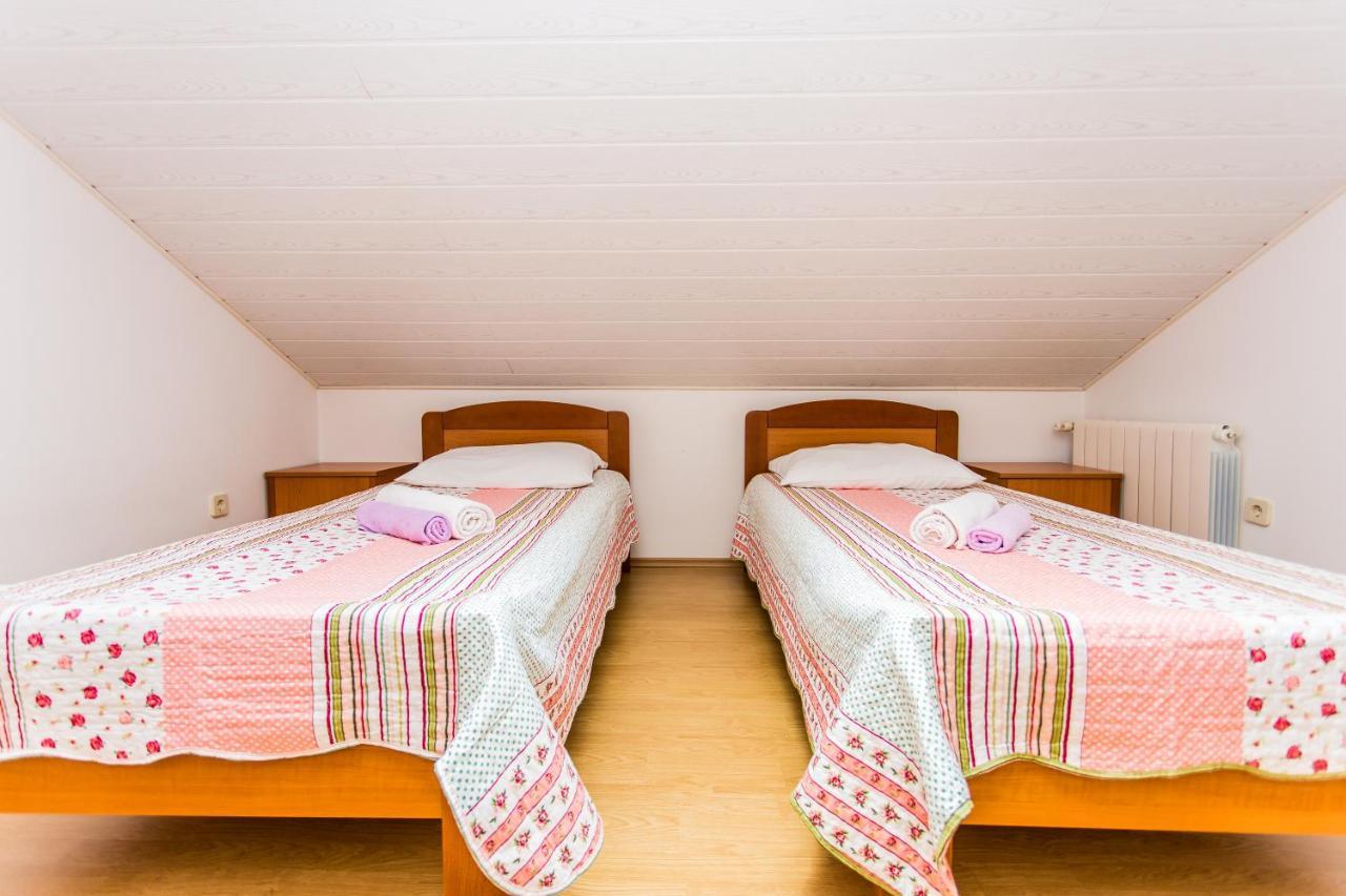 Guest House Lavanda 4 نجيفيش المظهر الخارجي الصورة