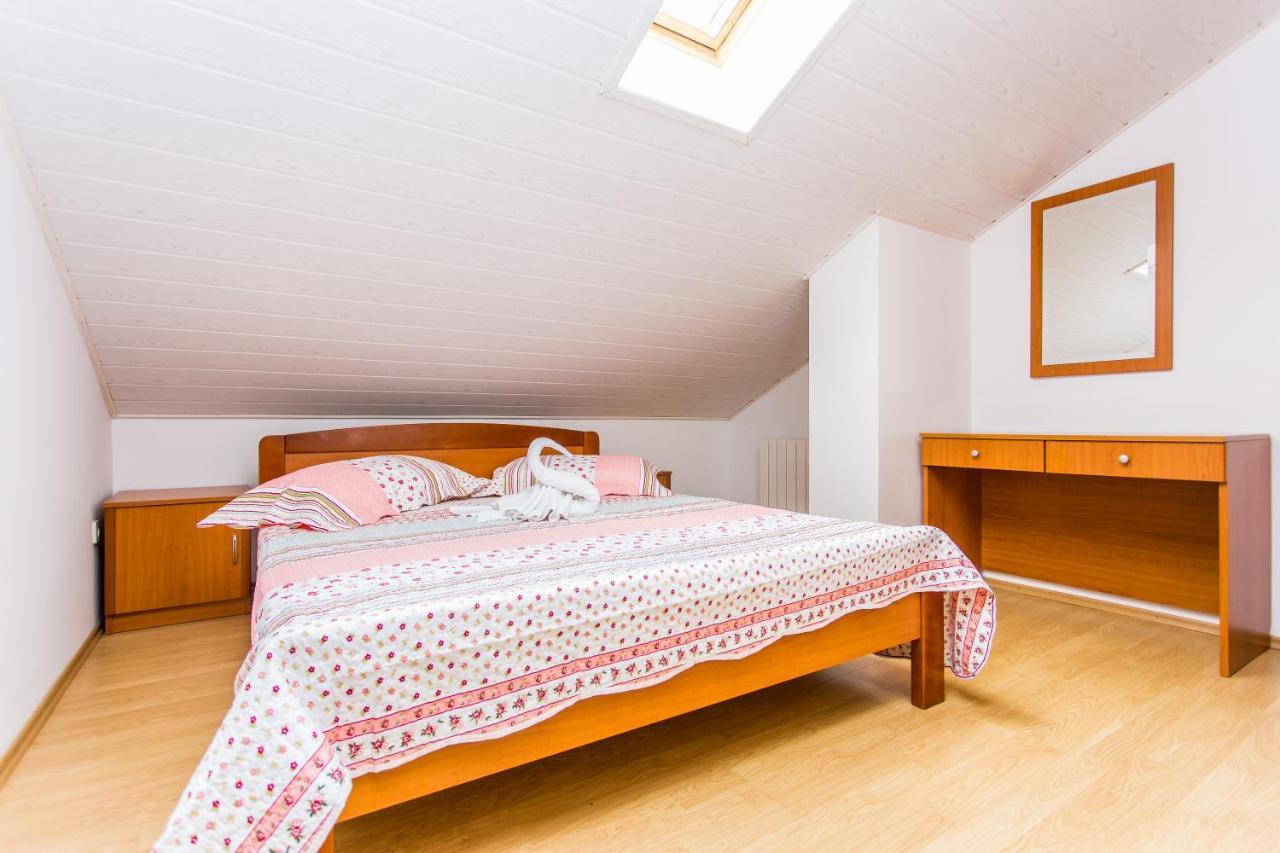 Guest House Lavanda 4 نجيفيش المظهر الخارجي الصورة