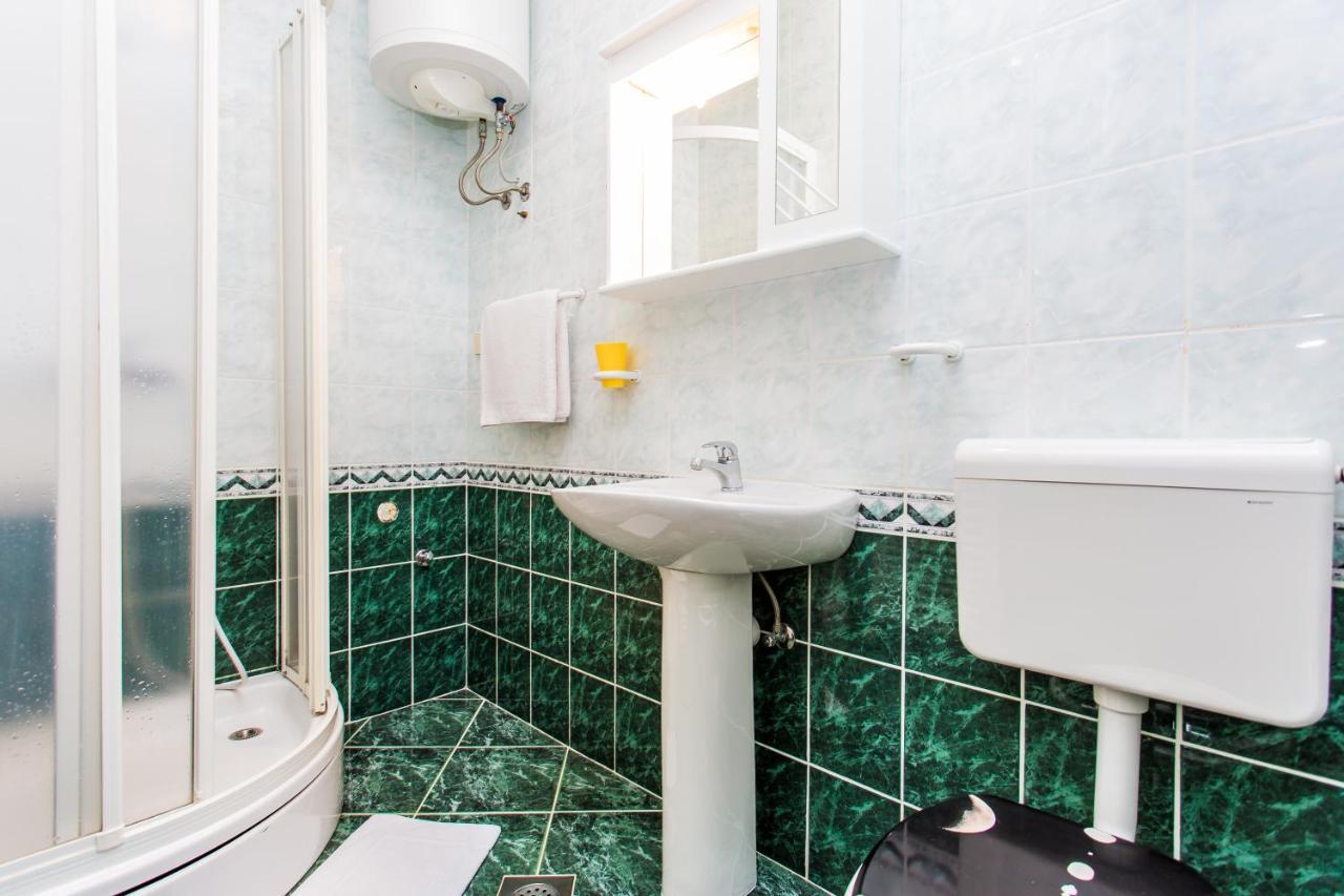 Guest House Lavanda 4 نجيفيش المظهر الخارجي الصورة